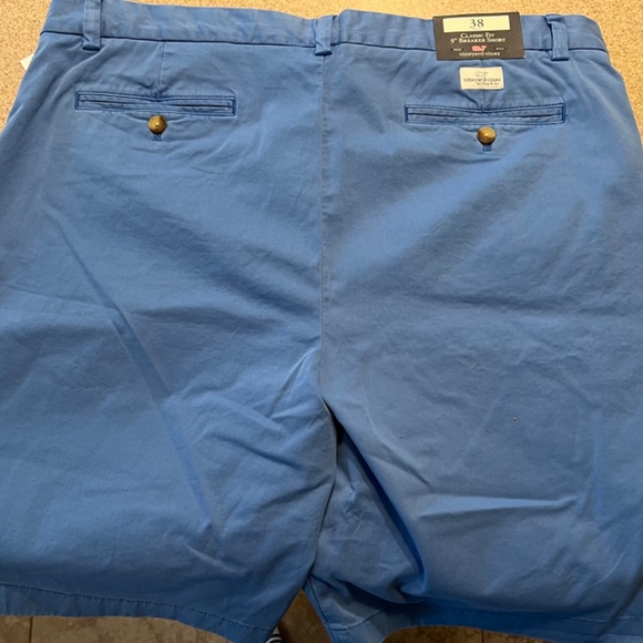 NWT Vineyard Vines Classic Fit 9” Men’s Shorts - Picture 2 of 5